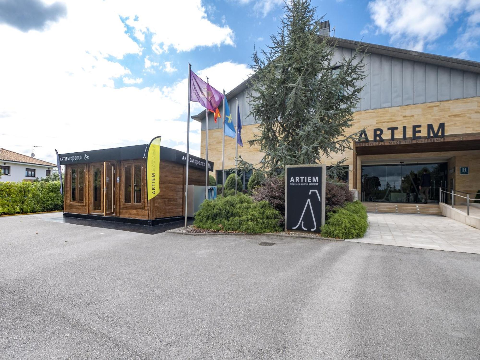 Artiem Asturias Hotel Quintueles Kültér fotó